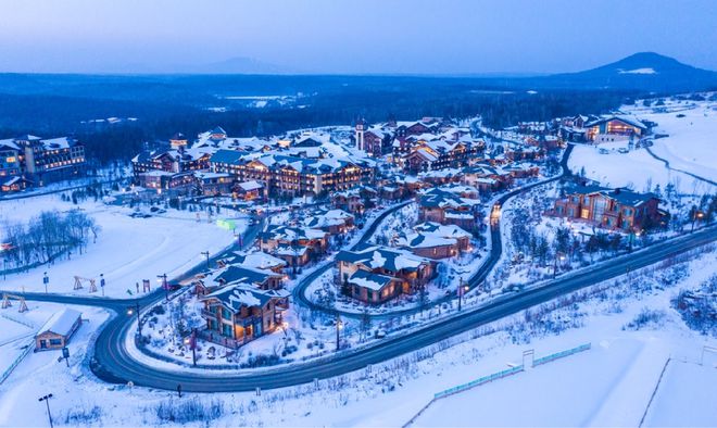 2024—2025年我国冰雪旅游发展特点j9九游会真人游戏第一热点观察 李宇：(图2)